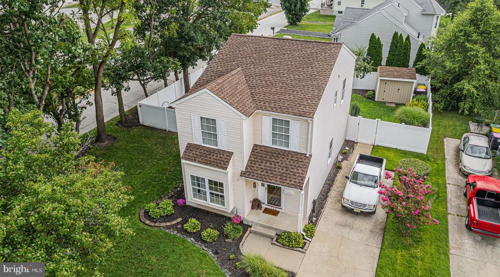 146 PINE AVE, West Berlin, NJ 08091