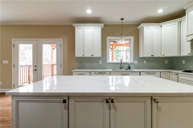 5229 Camden Lake NW Parkway, Acworth, GA 30101