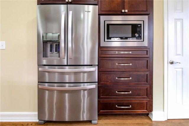 5229 Camden Lake NW Parkway, Acworth, GA 30101