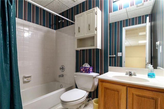 5229 Camden Lake NW Parkway, Acworth, GA 30101