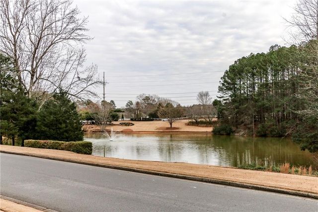 5229 Camden Lake NW Parkway, Acworth, GA 30101