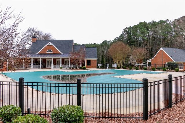 5229 Camden Lake NW Parkway, Acworth, GA 30101