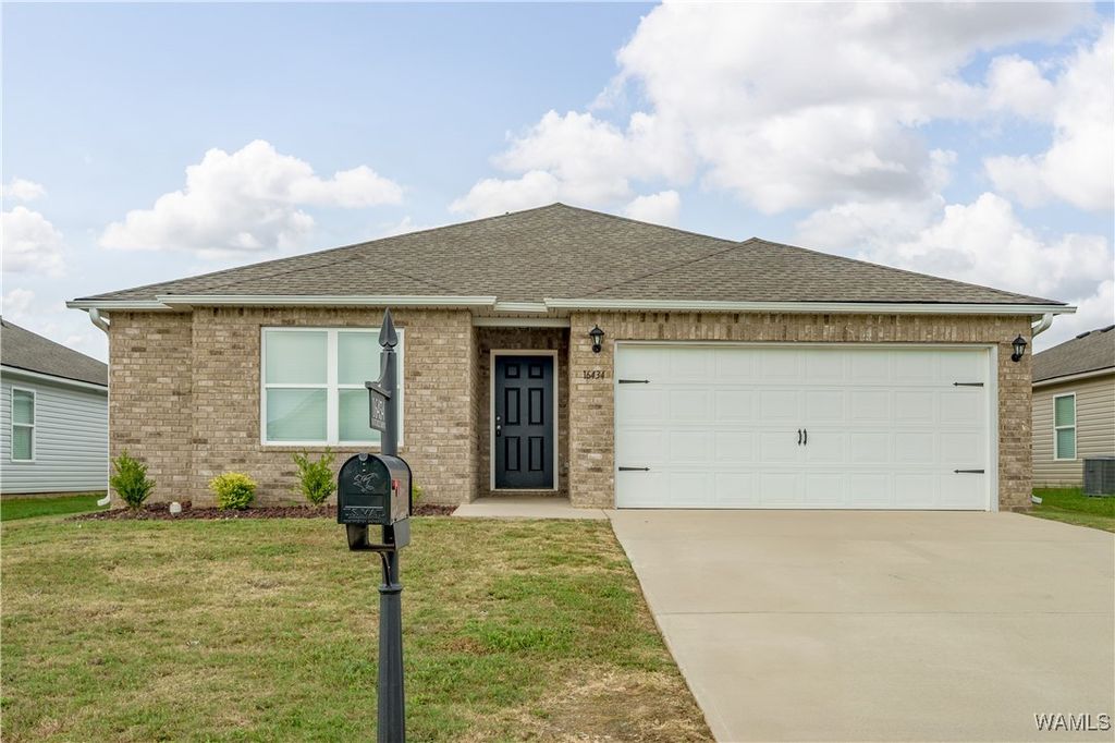 16434 Natchez, Moundville, AL 35474