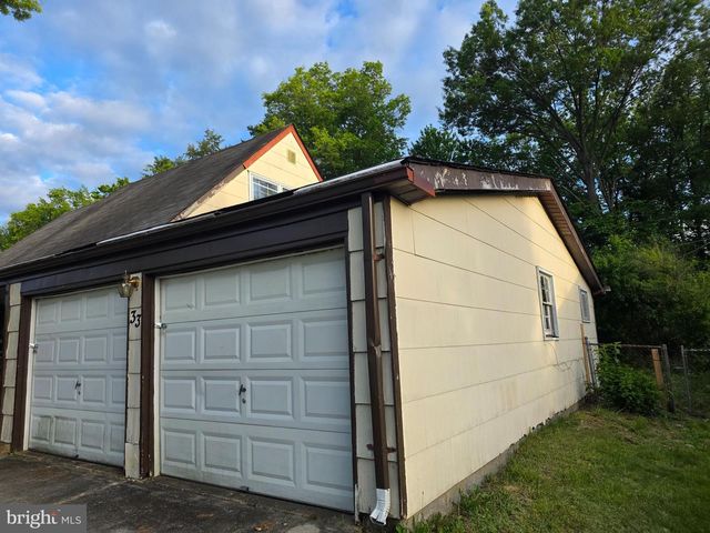 33 EVERGREEN DR, Willingboro, NJ 08046
