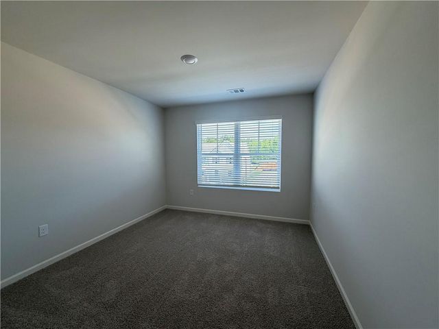 178 King Village, Braselton, GA 30517