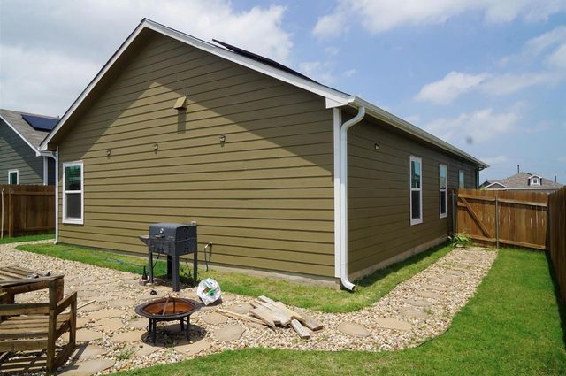 2321 Forgetmenot LN, Pflugerville, TX 78660