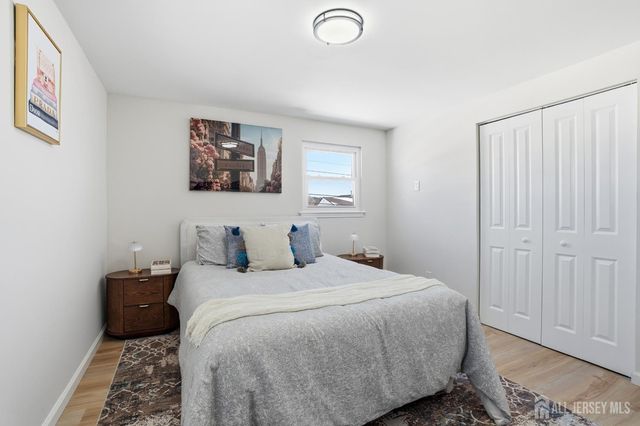 11 Lincroft Avenue, Old Bridge, NJ 08857