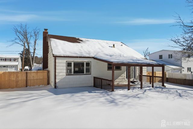 11 Lincroft Avenue, Old Bridge, NJ 08857