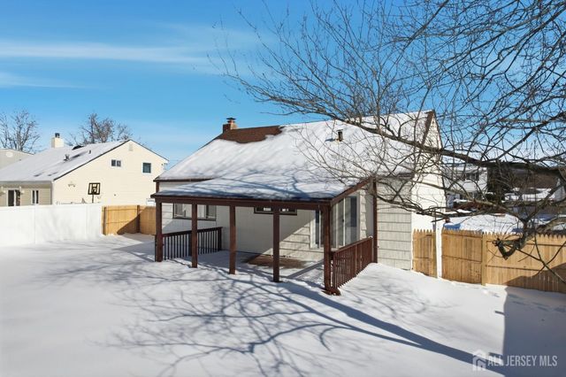 11 Lincroft Avenue, Old Bridge, NJ 08857