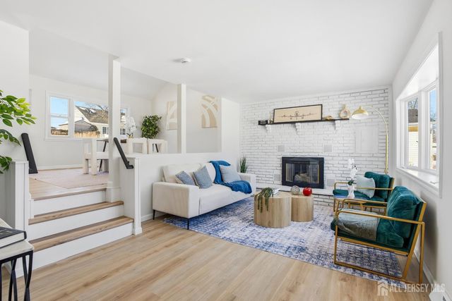 11 Lincroft Avenue, Old Bridge, NJ 08857