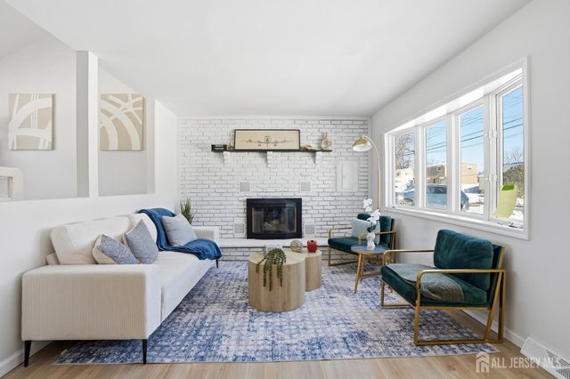 11 Lincroft Avenue, Old Bridge, NJ 08857