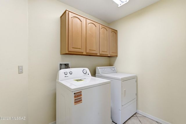 4906 N Bonita Ridge Avenue, Tucson, AZ 85750