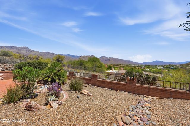4906 N Bonita Ridge Avenue, Tucson, AZ 85750