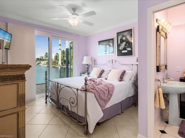 200 Copperfield CT, Marco Island, FL 34145