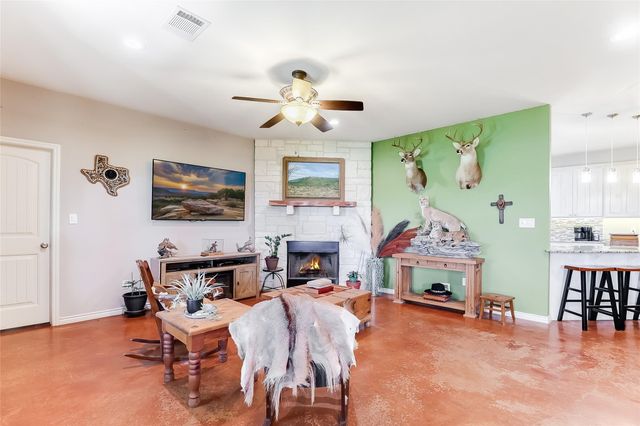 2271 County Road 112, Burnet, TX 78611