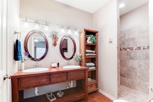 2271 County Road 112, Burnet, TX 78611