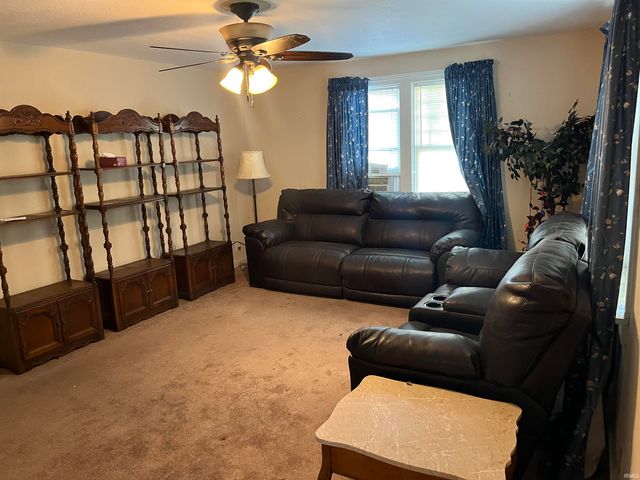 202 N Van Buren Avenue, Fowler, IN 47944