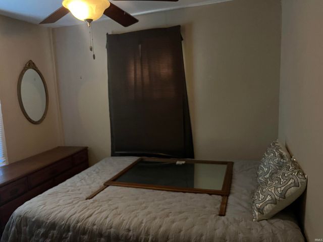 202 N Van Buren Avenue, Fowler, IN 47944