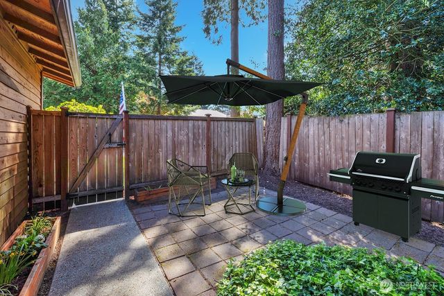 24229 26th Place S, Des Moines, WA 98198