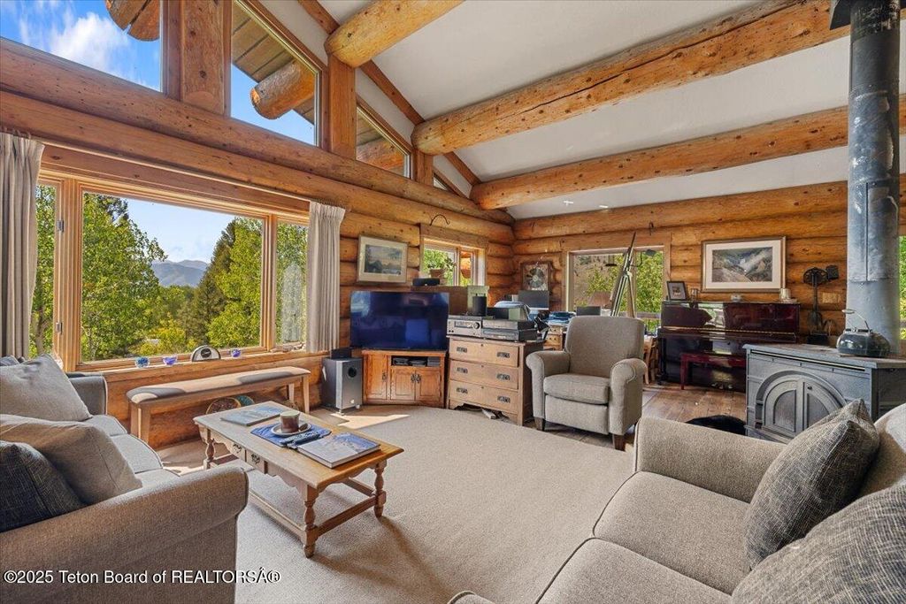 1035 E DEER CREEK Drive, Jackson, WY 83001 photo 10