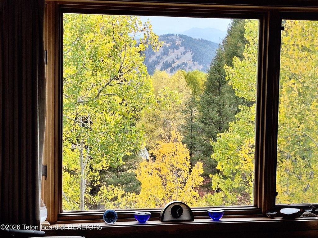 1035 E DEER CREEK Drive, Jackson, WY 83001 photo 52