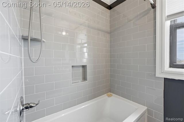 2900 E Jefferson 602, Detroit, MI 48207