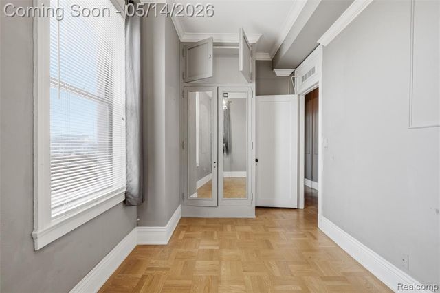 2900 E Jefferson 602, Detroit, MI 48207