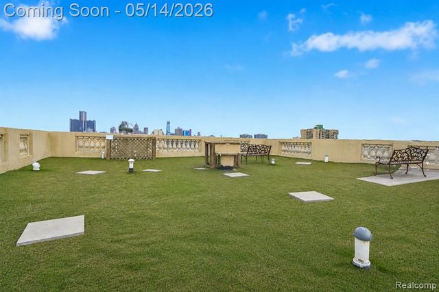 2900 E Jefferson 602, Detroit, MI 48207