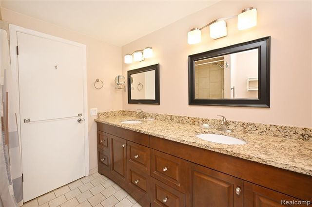 30025 Spring River Drive, Southfield, MI 48076