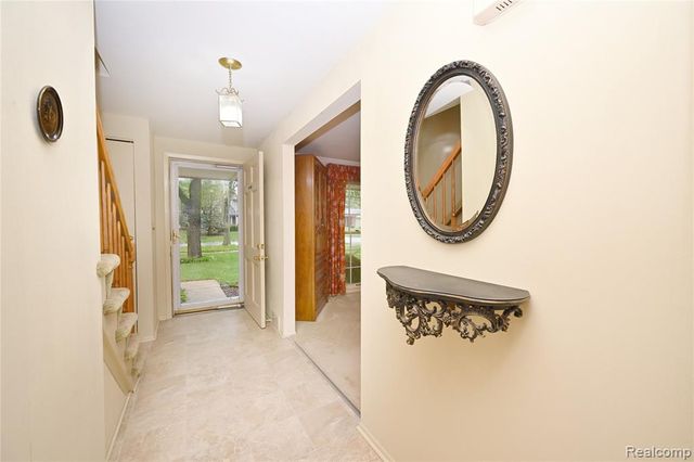 30025 Spring River Drive, Southfield, MI 48076