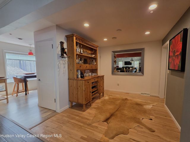 8 W Delaware Pl Extension, Smallwood, NY 12778