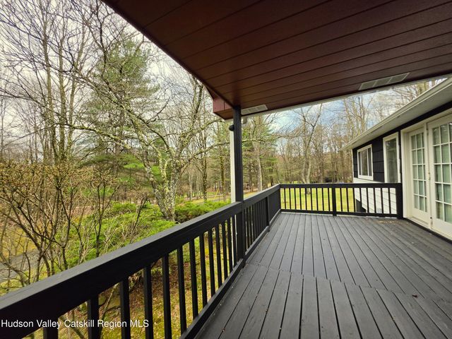 8 W Delaware Pl Extension, Smallwood, NY 12778