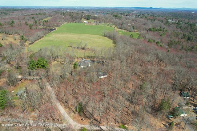 8 W Delaware Pl Extension, Smallwood, NY 12778