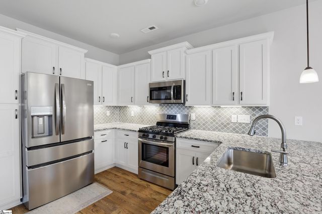 125 Shipyard Circle, Anderson, SC 29621