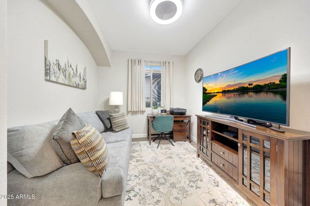 297 E VETERANS Way, Queen Creek, AZ 85140