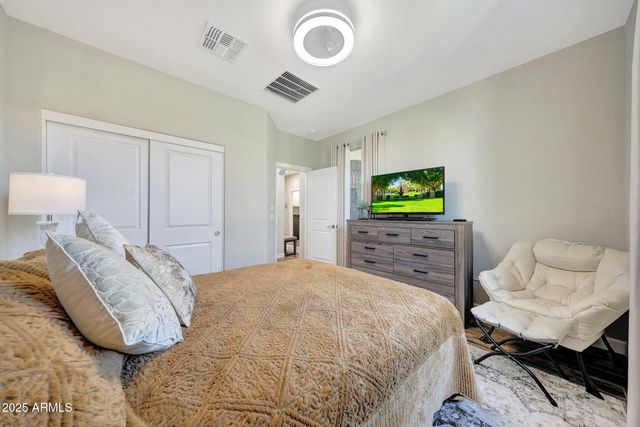 297 E VETERANS Way, Queen Creek, AZ 85140