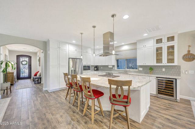 297 E VETERANS Way, Queen Creek, AZ 85140