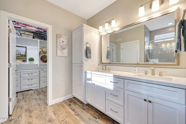 297 E VETERANS Way, Queen Creek, AZ 85140