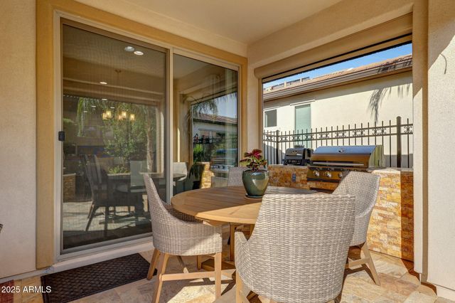 297 E VETERANS Way, Queen Creek, AZ 85140