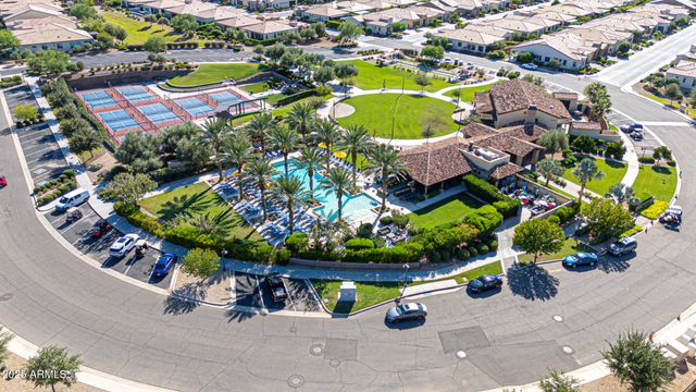 297 E VETERANS Way, Queen Creek, AZ 85140