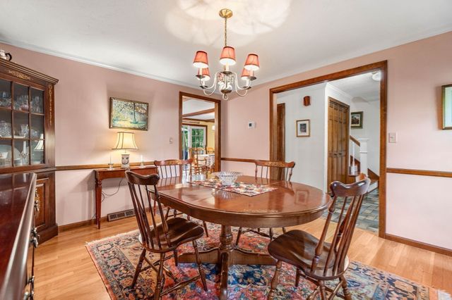 175 Herrick Rd, Boxford, MA 01921