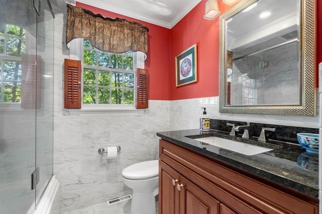 175 Herrick Rd, Boxford, MA 01921