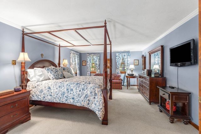 175 Herrick Rd, Boxford, MA 01921