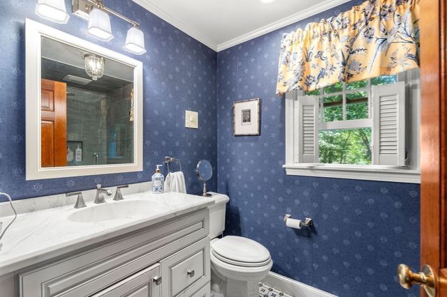 175 Herrick Rd, Boxford, MA 01921