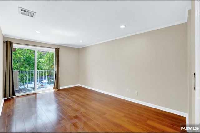 105 State Street 1B, Hackensack, NJ 07601