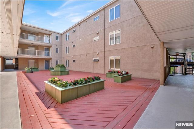 105 State Street 1B, Hackensack, NJ 07601