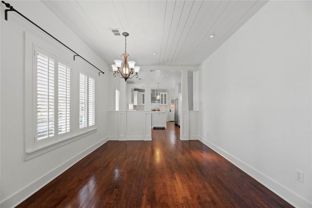 6036 Feagan Street, Houston, TX 77007