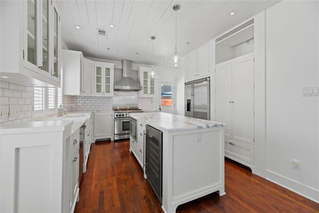 6036 Feagan Street, Houston, TX 77007