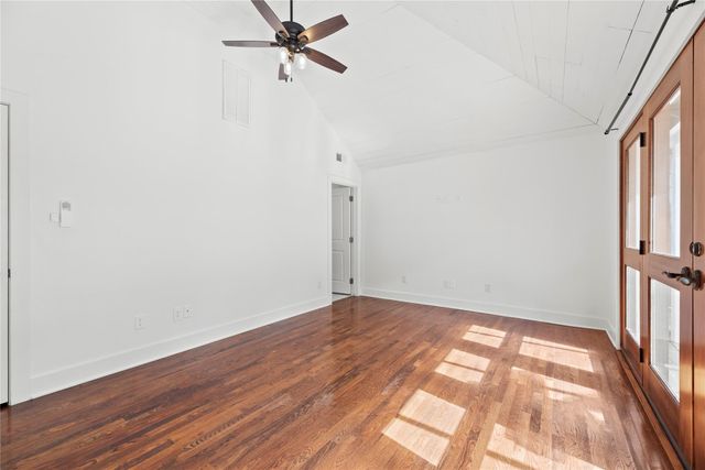 6036 Feagan Street, Houston, TX 77007