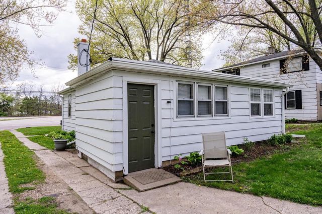 955 W State Street, Mauston, WI 53948